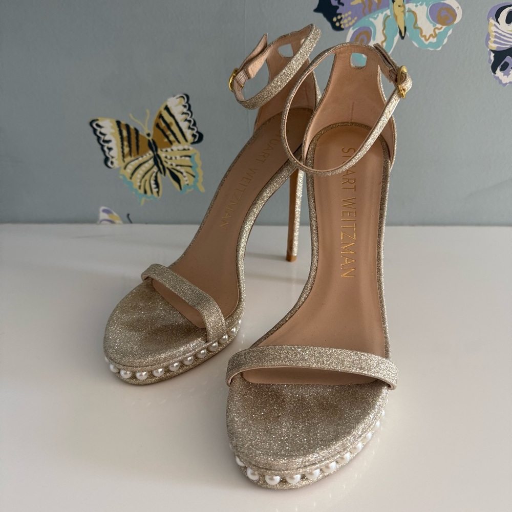 Stuart Weitzman Gold Glitter Pearl Platform Sandals - Picture 3 of 12